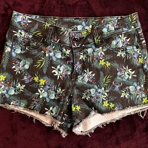Lili & Stitch Black Denim Shorts